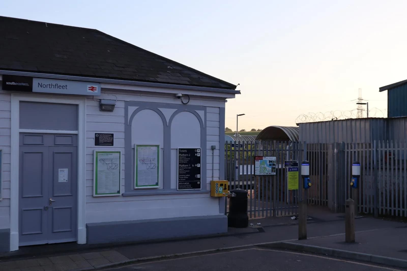 Local electrician near Northfleet Train Station in Northfleet for domestic and commercial electrical work