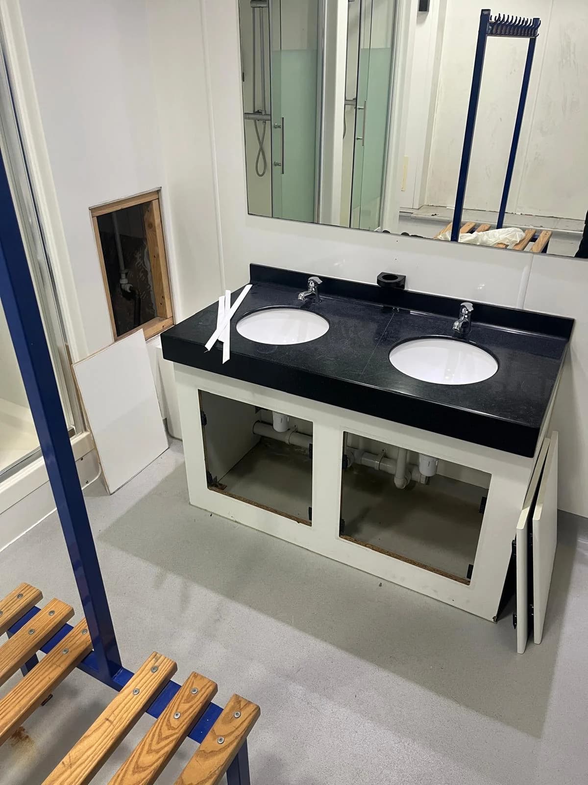 Bathroom basin before repair work