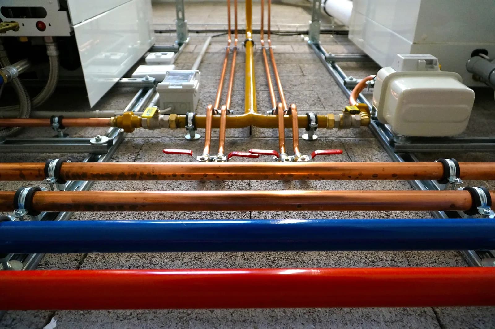 Pipework and leak repair