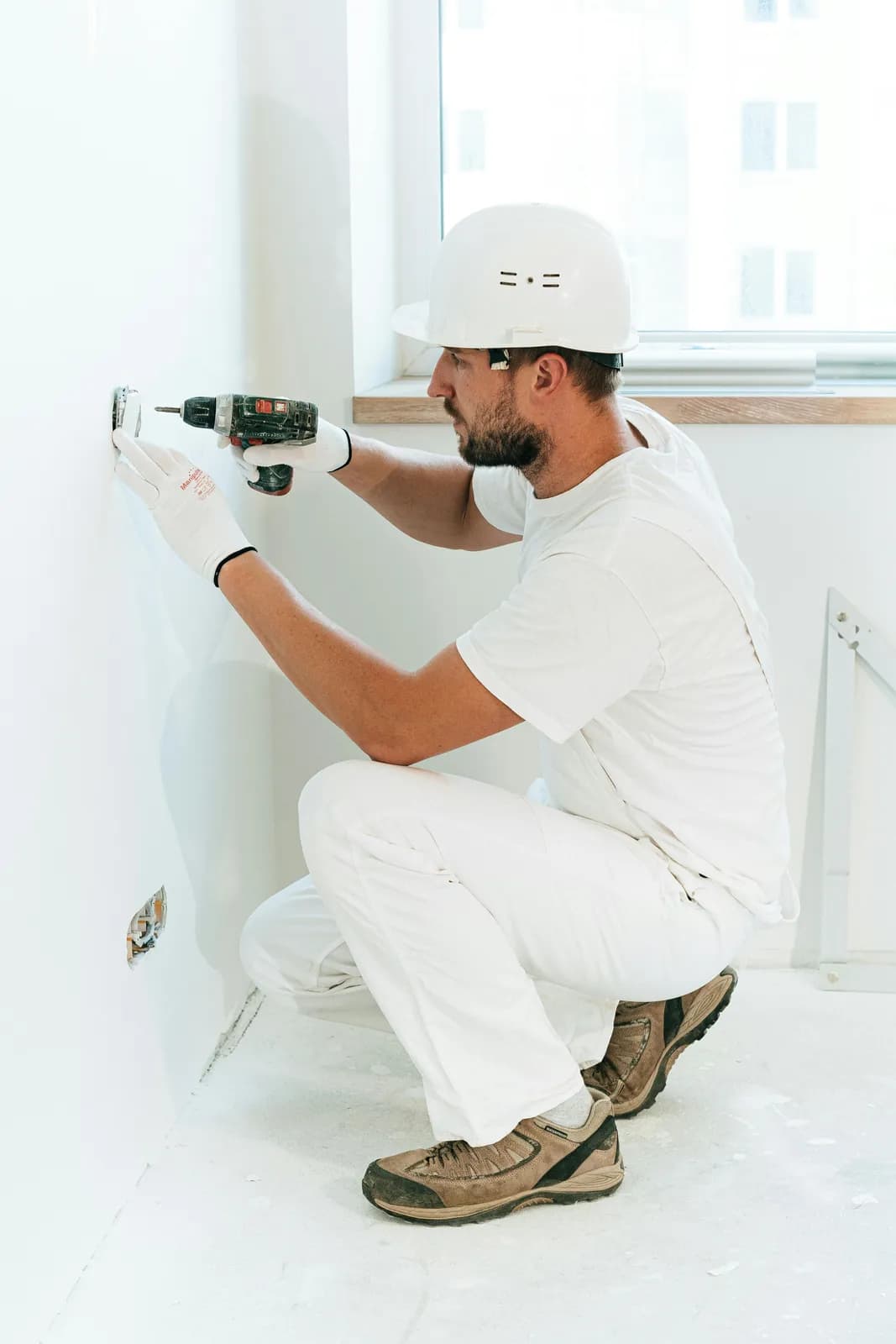 Commercial electrical contract work