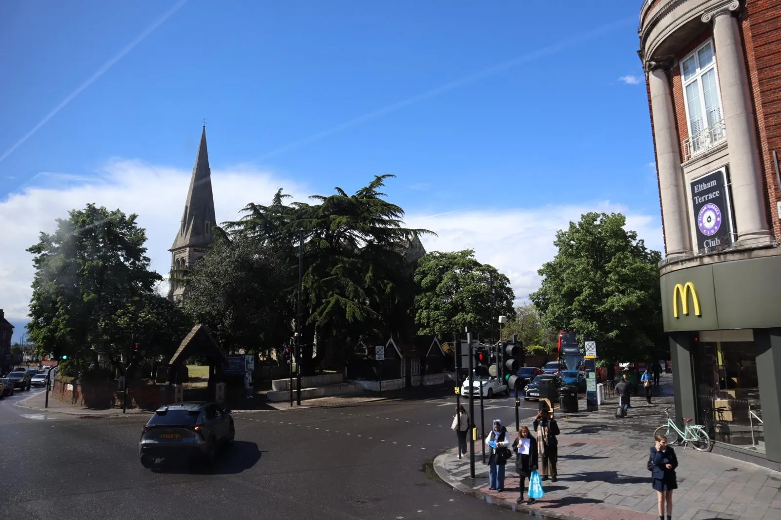 Eltham High Street and surrounding local buildings