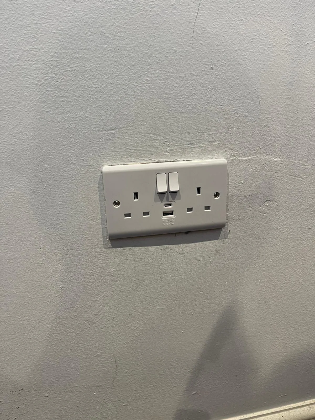 USB & USB-C Double Socket Upgrade Completed New double socket with USB-A and USB-C charging outlets after installation